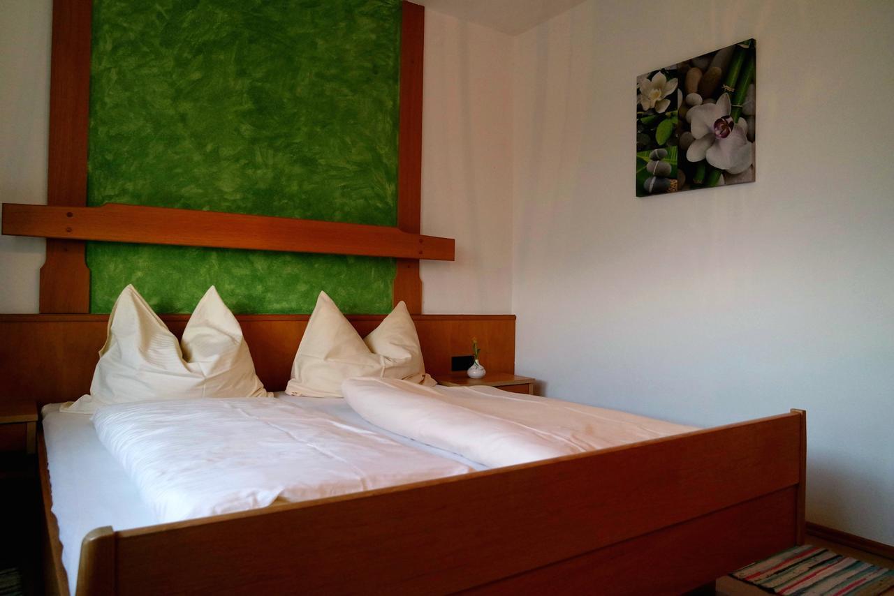 Gasthof Zum Kirchenwirt Otel Schardenberg Dış mekan fotoğraf